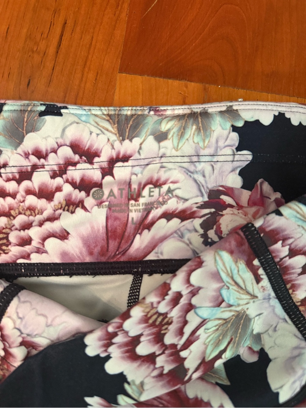 Athleta Floral Print Womens’ Active Leggings - Pink on Black - Picture 2 of 3